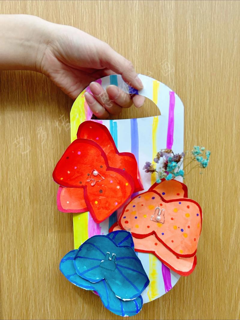 抖音上可拉动的贺卡