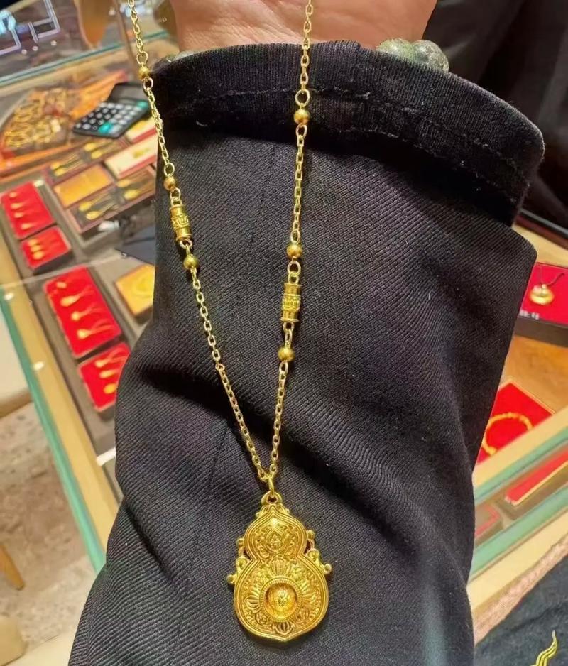 潮宏基抖音网红项链