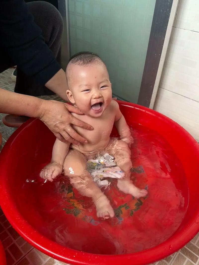 抖音婴儿澡盆靠谱吗