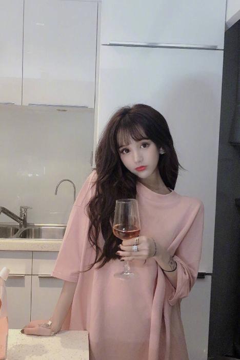 快手红人王逗逗眼镜